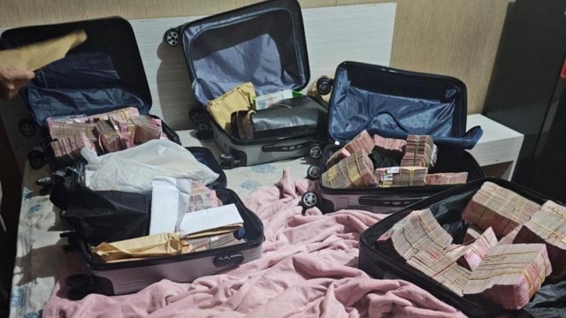 MAFIA KUASAI BEA CUKAI..! Sewa “Safe House” Jadi Modus Timbun Uang Korupsi Pejabat Bea Cukai