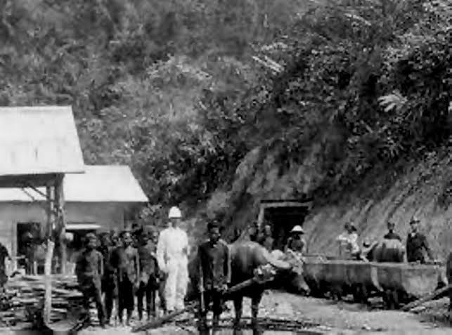 Praktek Korupsi Infrastruktur Jalan, Sejak Jalan Raya Pos di Jaman Daendels Sampai Jalan Tol di Era Jokowi