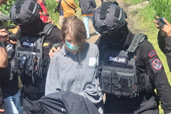 KEJAR BEKING LOKALNYA..! Bongkar Laboratorium Pembuatan Narkotika di Bali: 2 Warga Rusia Ditangkap, 1 DPO