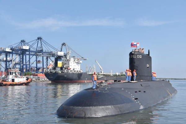 MANTAP NIH GAEZ..! 3 Kapal Perang Rusia Bersandar di Jakarta