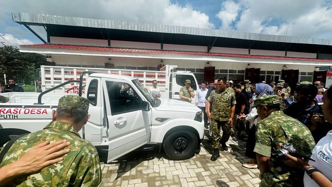 KOPERASINYA DIMANA..? Ribuan Mobil Pickup India Dibagi-bagi ke Kopdes Merah Putih
