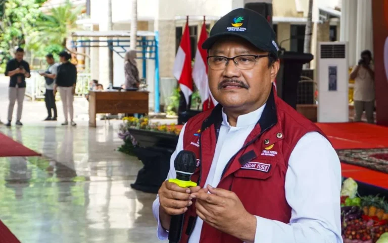 ADA ANGGARANNYA GAK..? Mensos Gus Ipul Tekankan Setiap Desa Harus Punya Operator Data