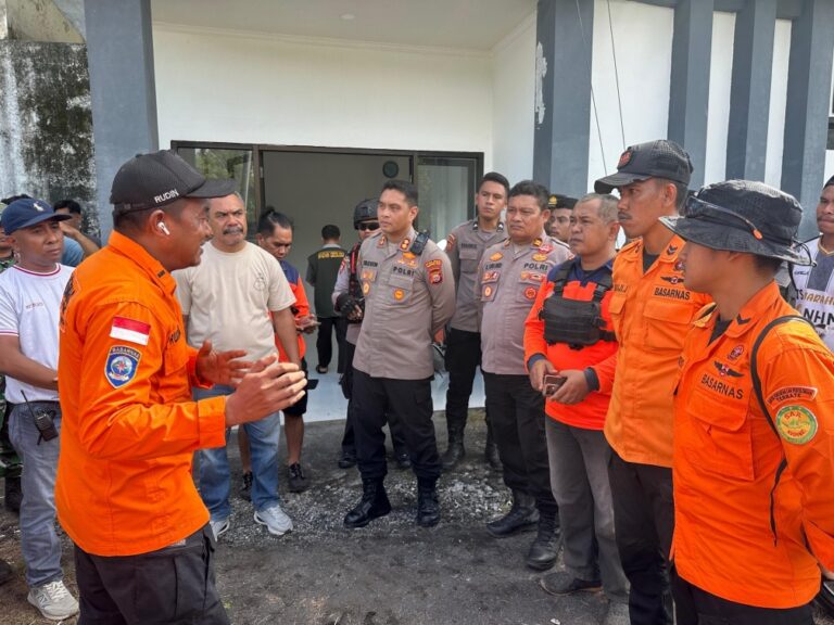 GERAK CEPAT..! SAR Cari 16 Pendaki Korban Erupsi Gunung Dukono, Halmahera Utara, Maluku Utara