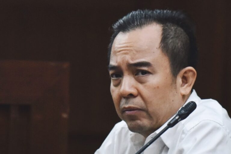 RISIKO DOYAN NYOGOK..! Terdakwa Suap Bea Cukai Kesal: Saya Kasih Cukup Besar, yang Saya Dapat Masuk Penjara