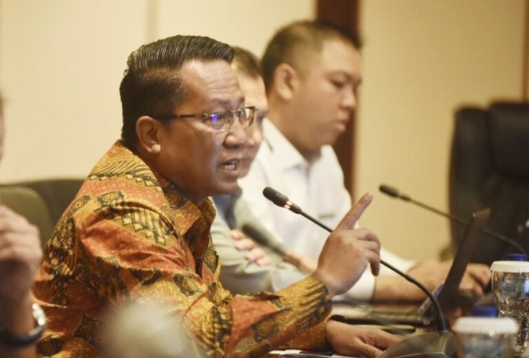 BANYAK YANG MERUGIKAN RAKYAT..! Menkum: Tidak Ada Kebijakan Diambil Suka-suka Menteri