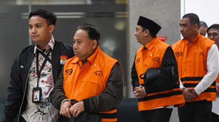 BERANTAS TIKUS2 KAMPUS..! KPK Duga Korupsi Penerimaan Mahasiswa Baru Terjadi di Banyak Kampus