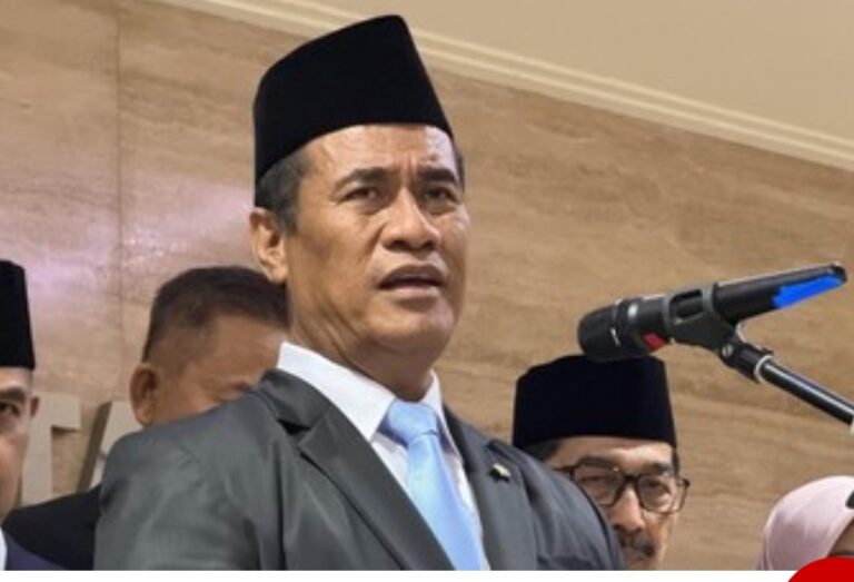 BERSIHKAN SEMUA JARINGANNYA..! Amran Copot 14 Pejabat Kementan dan Bapanas Akibat Main Uang 